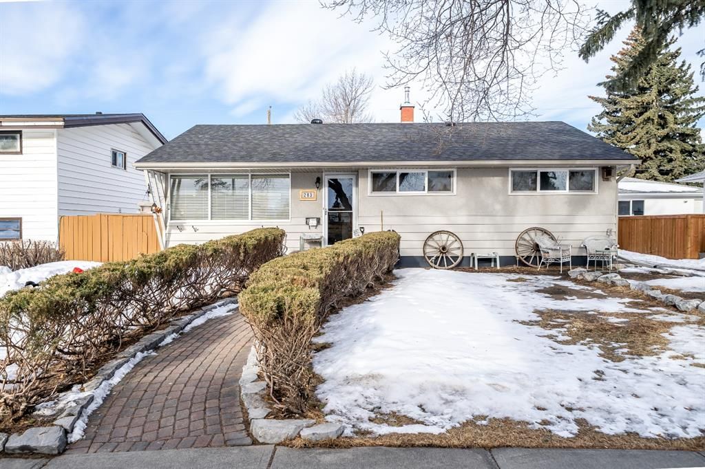 I have sold a property at 283 Northmount DRIVE NW in Calgary
